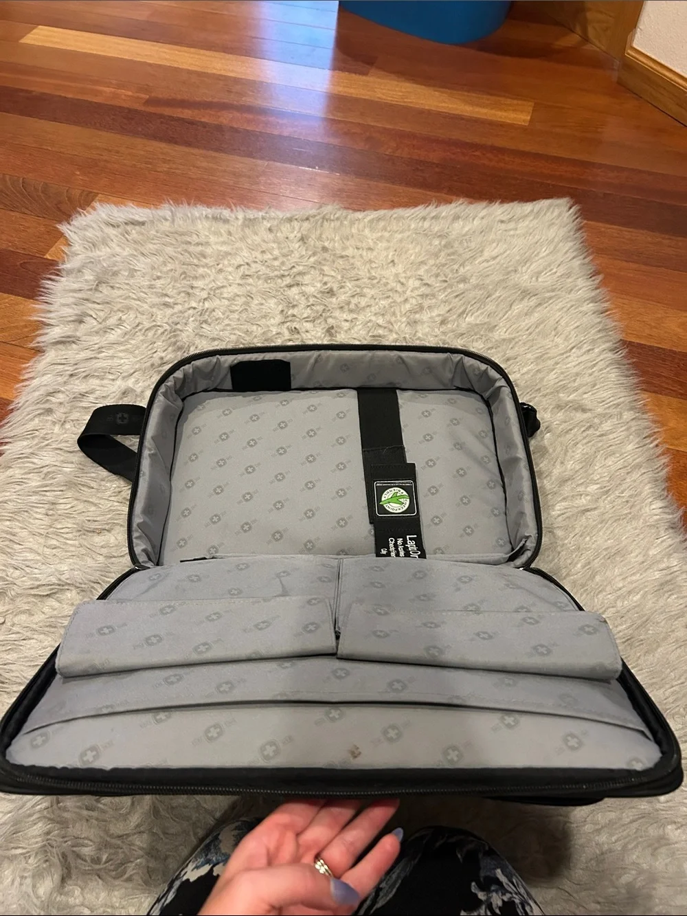 Swiss Gear Black Laotop Bag - Professional Commuter Briefcase